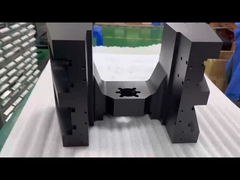 Máquinas e aparelhos para a fabricação de máquinas e aparelhos