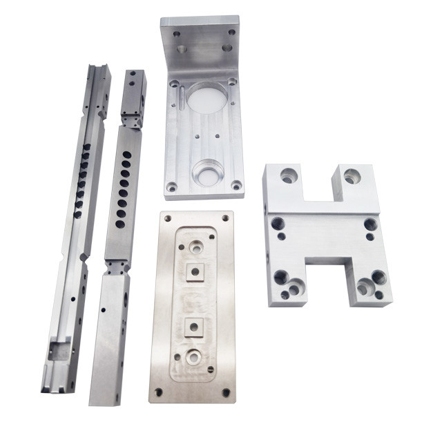 Serviço de Fabricação de Peças de Reposição Automóveis de Machining Cnc de Precisão com Tolerância 0.01-0.005mm e Processo de Deburring